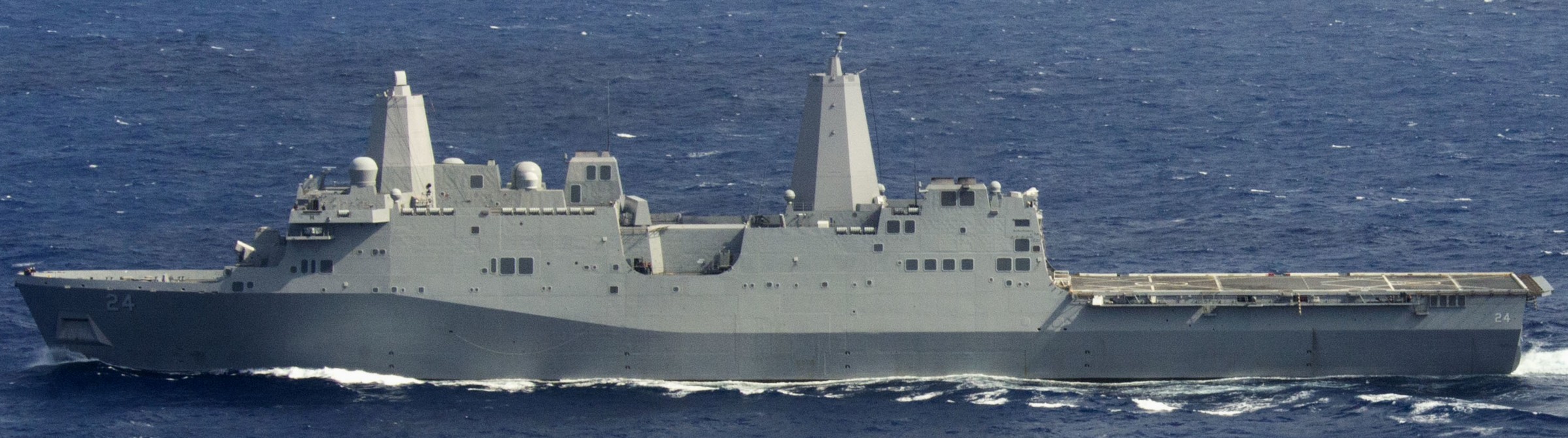 lpd-24 uss arlington amphibious transport dock landing ship us navy 40