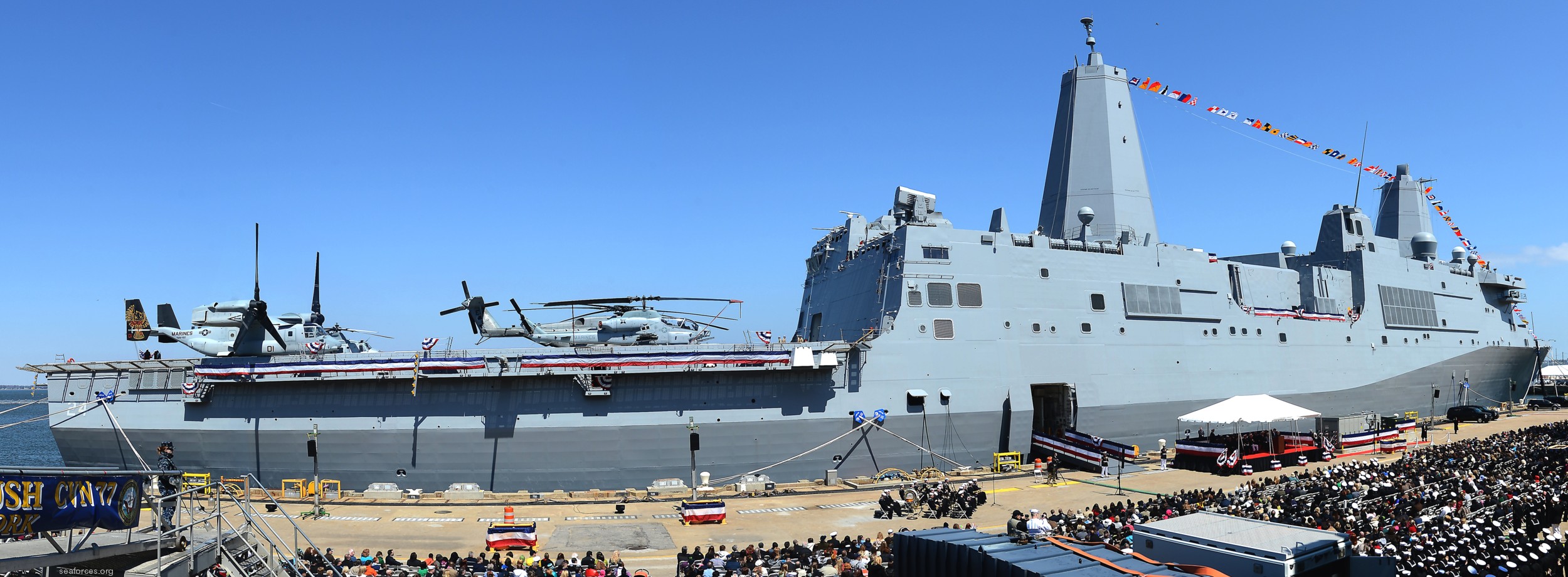lpd-24 uss arlington amphibious transport dock landing ship us navy commissioning ceremony norfolk 54
