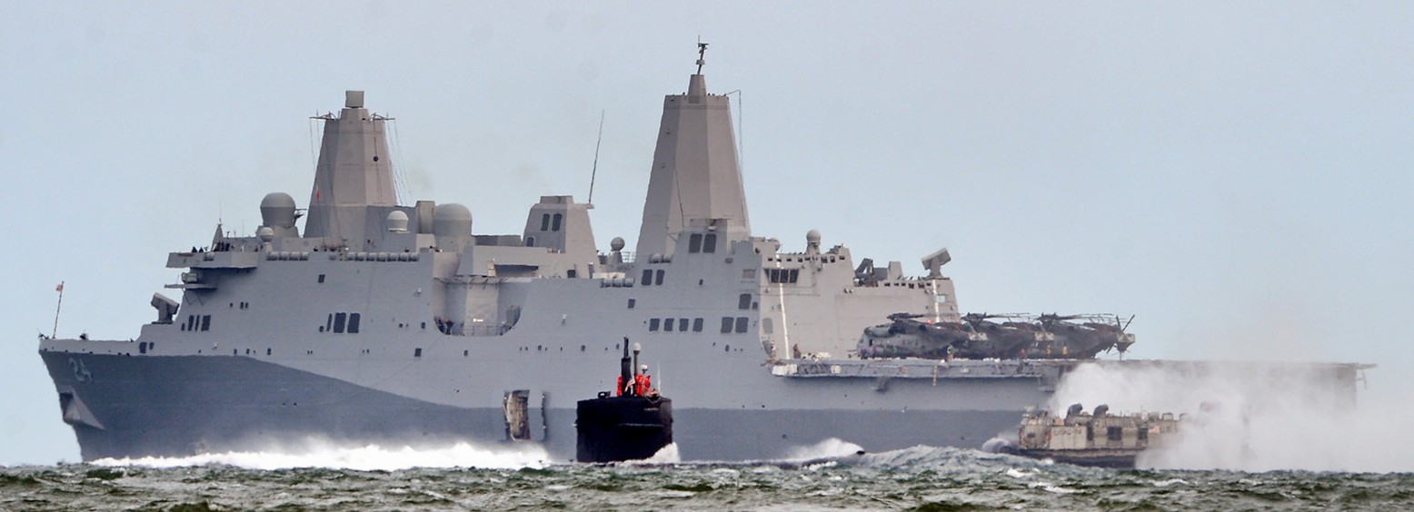 lpd-24 uss arlington amphibious transport dock landing ship us navy exercise bold alligator atlantic ocean 83