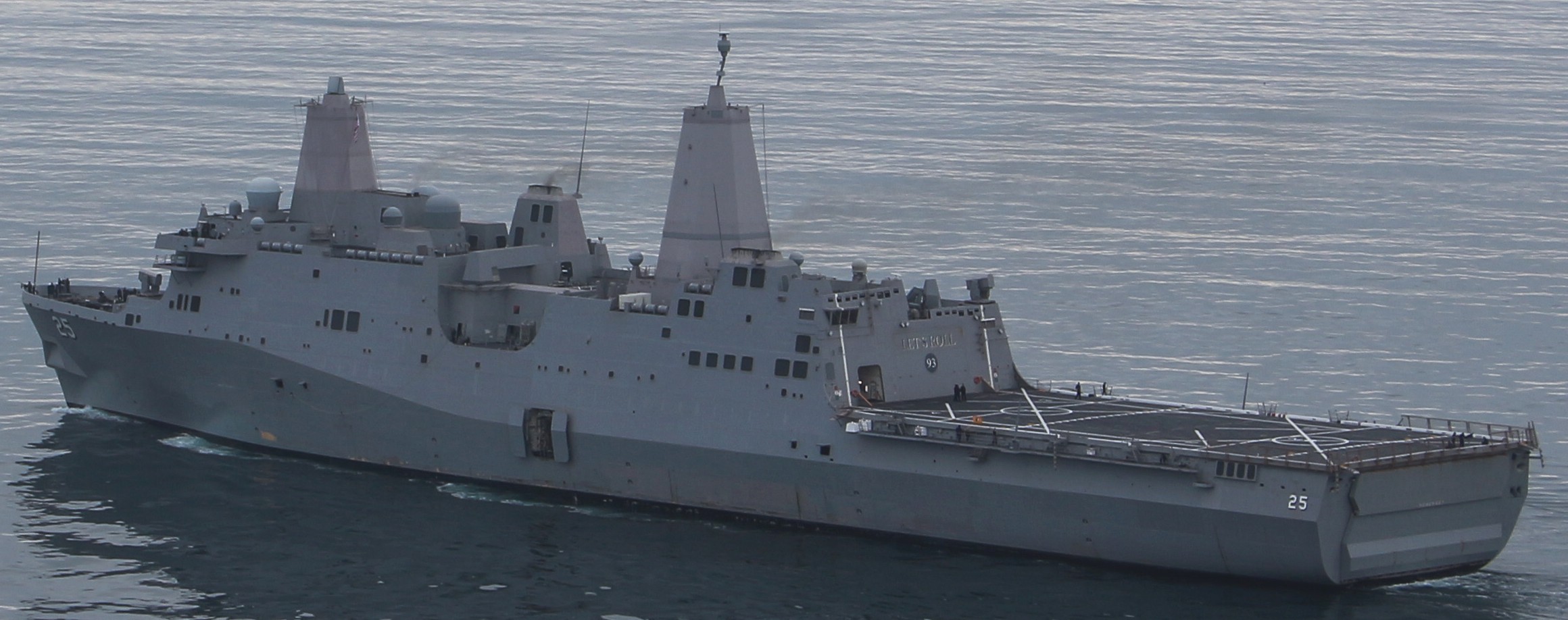 lpd-25 uss somerset san antonio class amphibious transport dock landing ship us navy 19