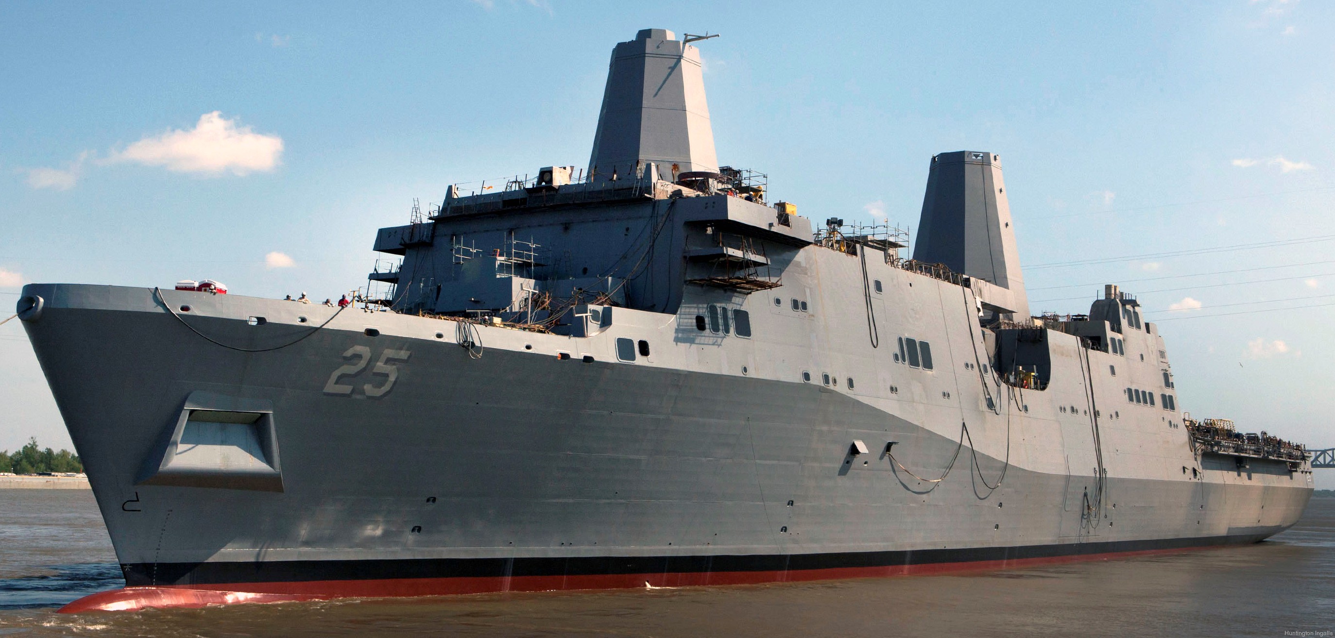 lpd-25 uss somerset san antonio class amphibious transport dock ship navy 40 launching ceremony avondale louisiana