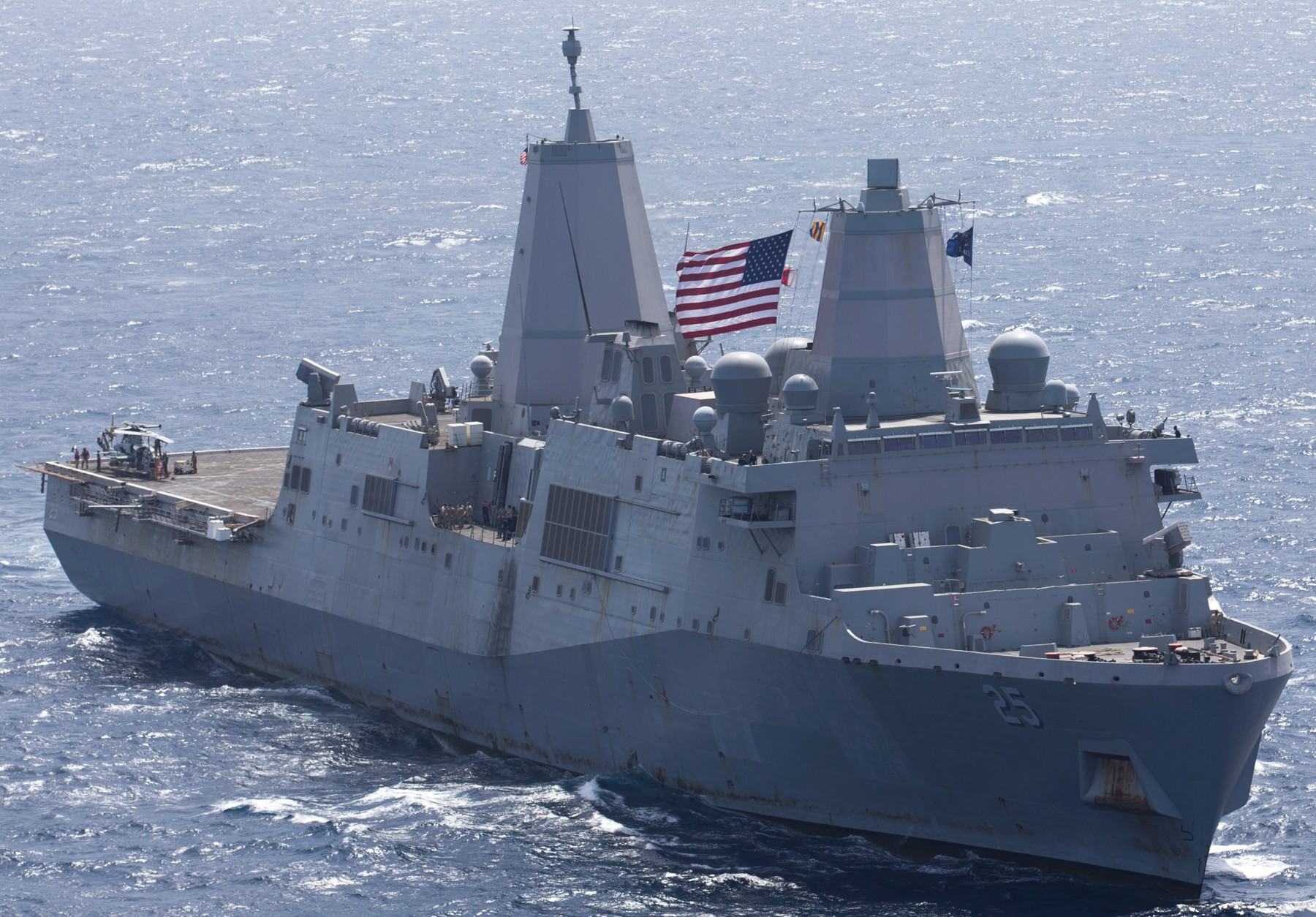 lpd-25 uss somerset san antonio class amphibious transport dock landing ship us navy red sea 79