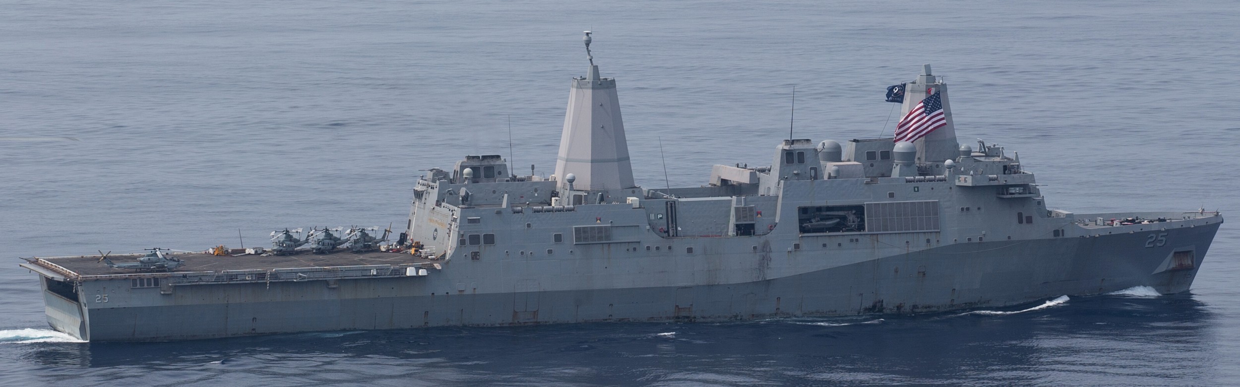 lpd-25 uss somerset san antonio class amphibious transport dock landing ship us navy bay bengal 84