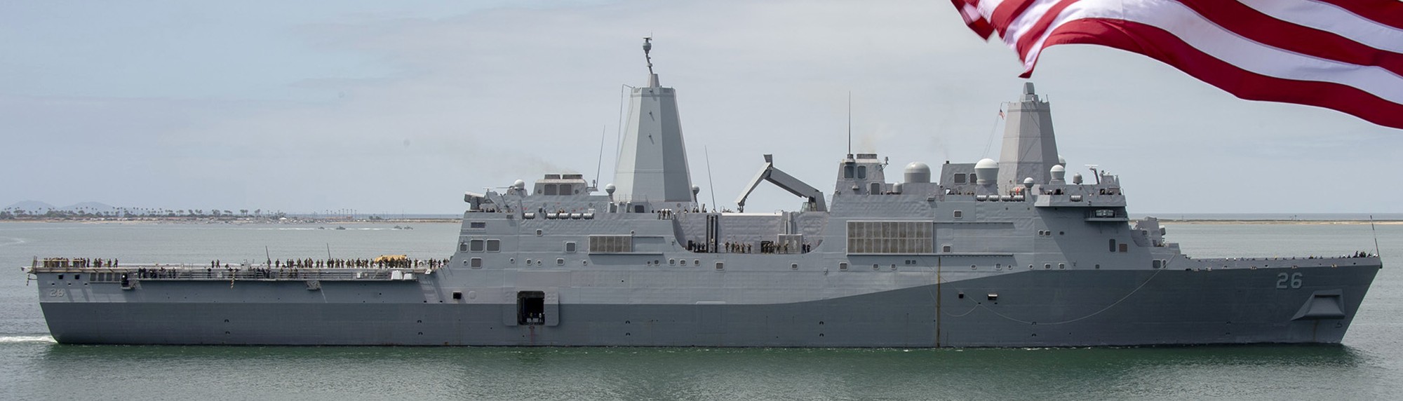 lpd-26 uss john p. murtha san antonio class amphibious transport dock landing ship us navy san diego california 32