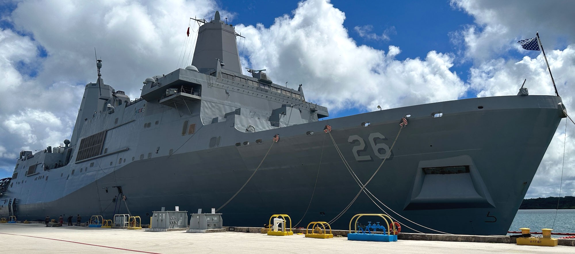 lpd-26 uss john p. murtha san antonio class amphibious transport dock landing ship us navy apra harbor guam 53