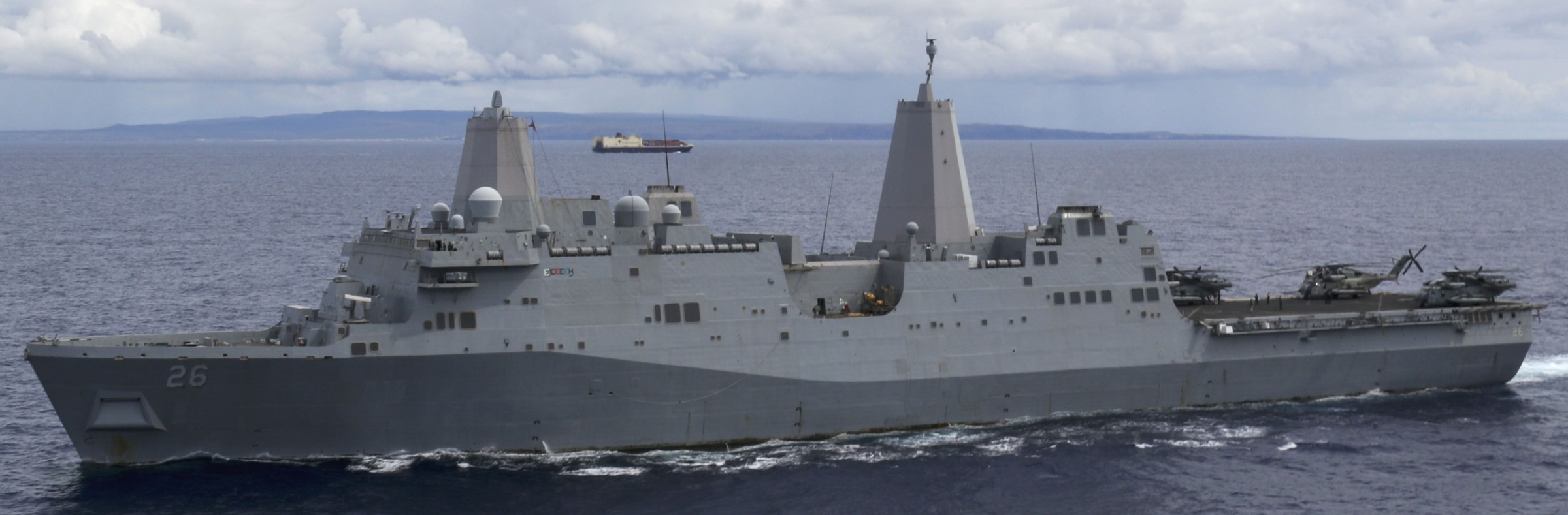 lpd-26 uss john p. murtha san antonio class amphibious transport dock landing ship us navy 55