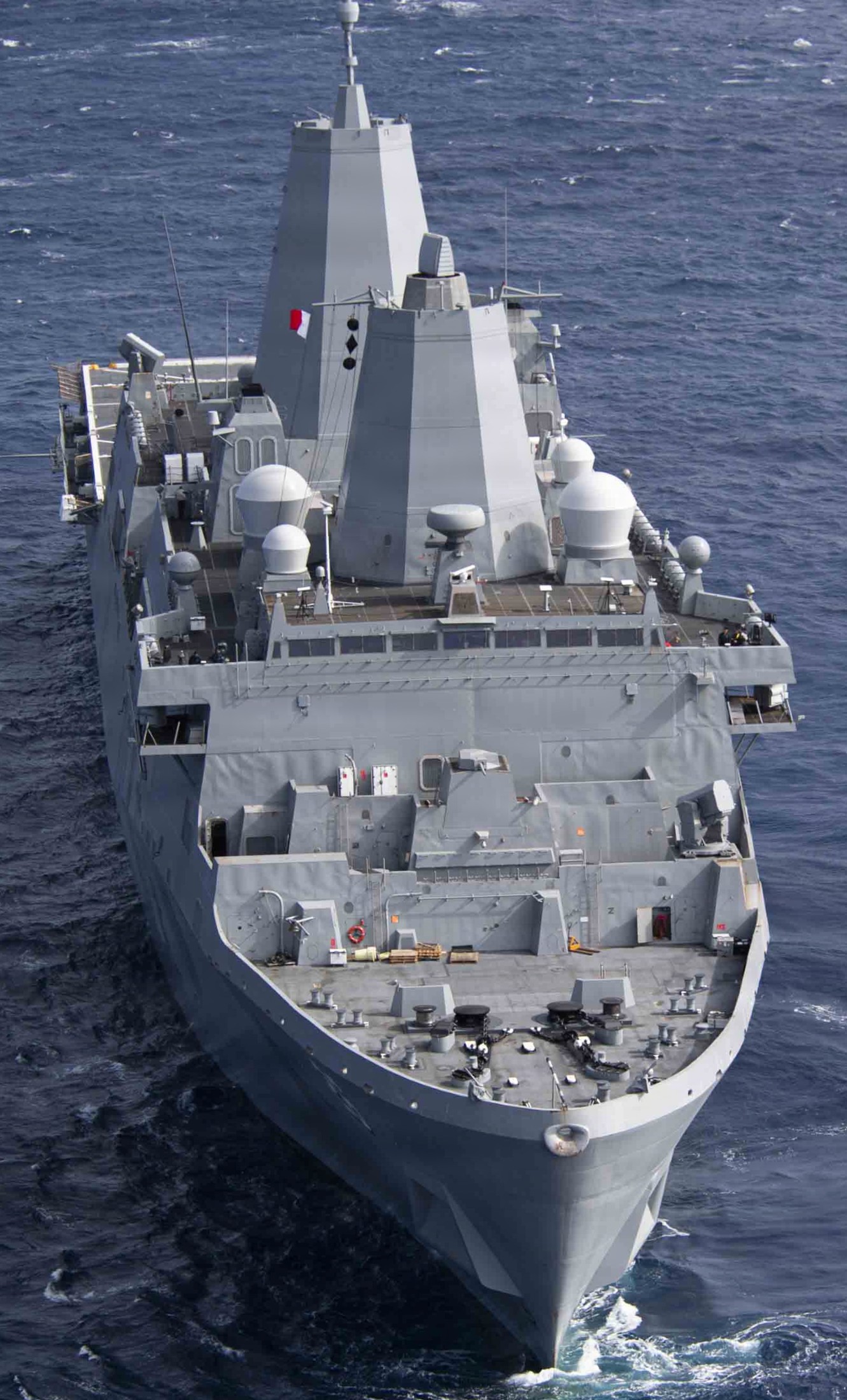 uss john p. murtha lpd-26 san antonio class amphibious transport dock landing ship 64