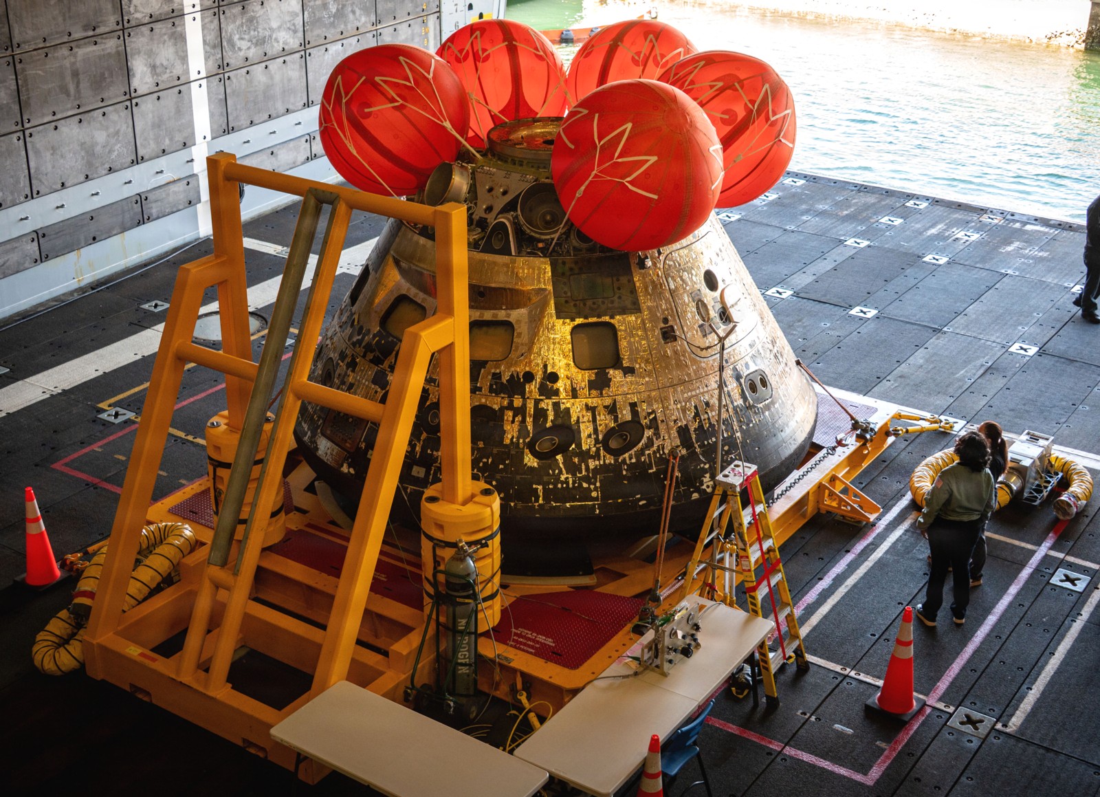 uss john p. murtha lpd-26 san antonio class amphibious transport dock landing ship nasa orion crew module artemis ii nasa recovery 2026 69