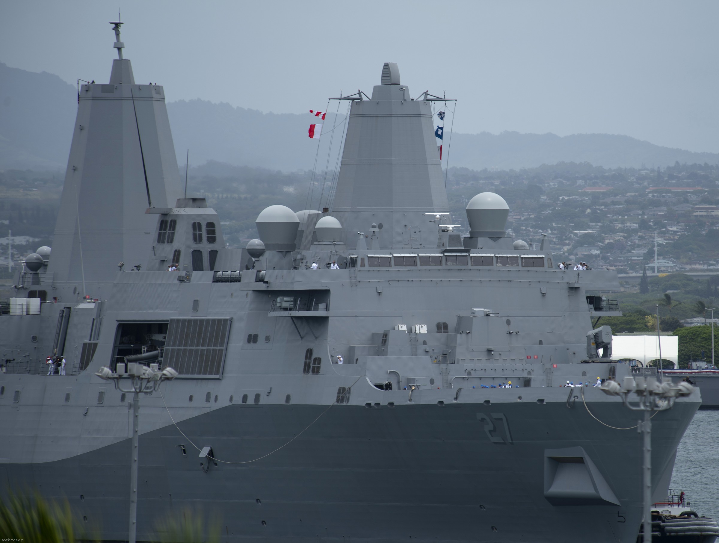 lpd-27 uss portland san antonio class amphibious transport dock ship navy 17 pearl harbor hawaii
