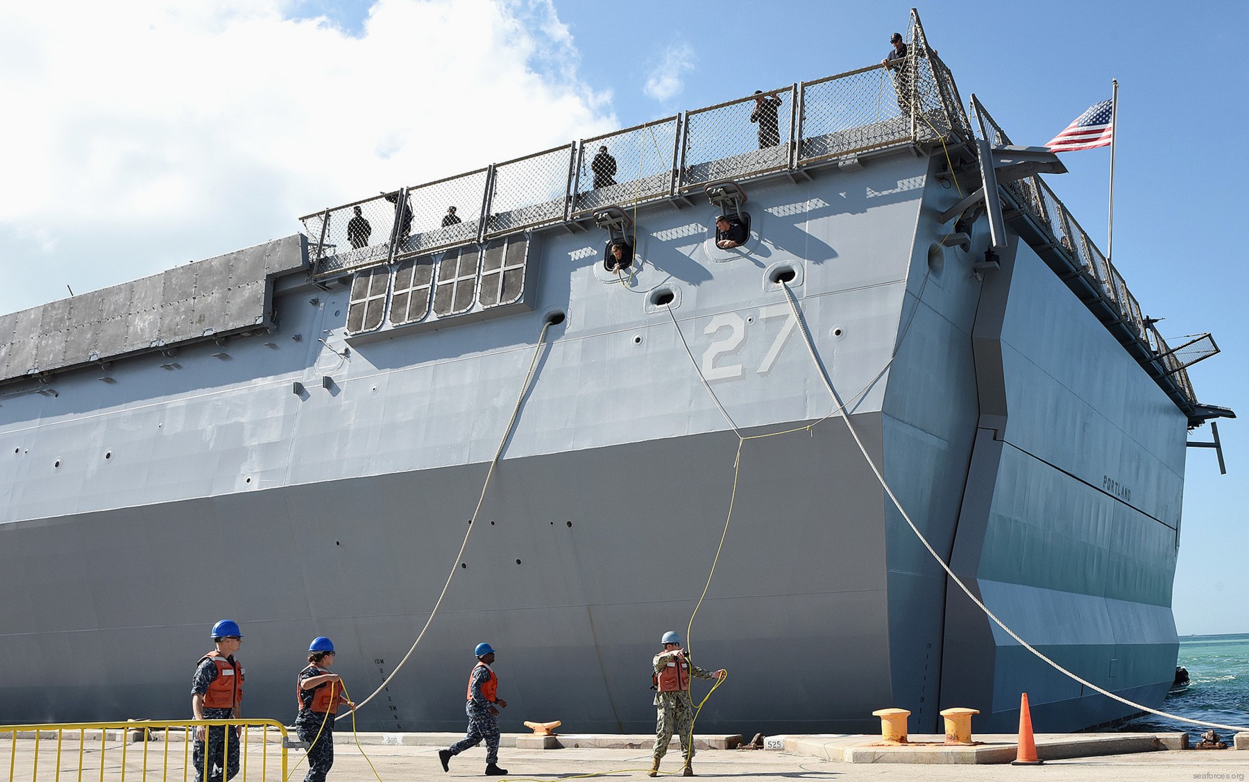 lpd-27 uss portland san antonio class amphibious transport dock ship navy 19
