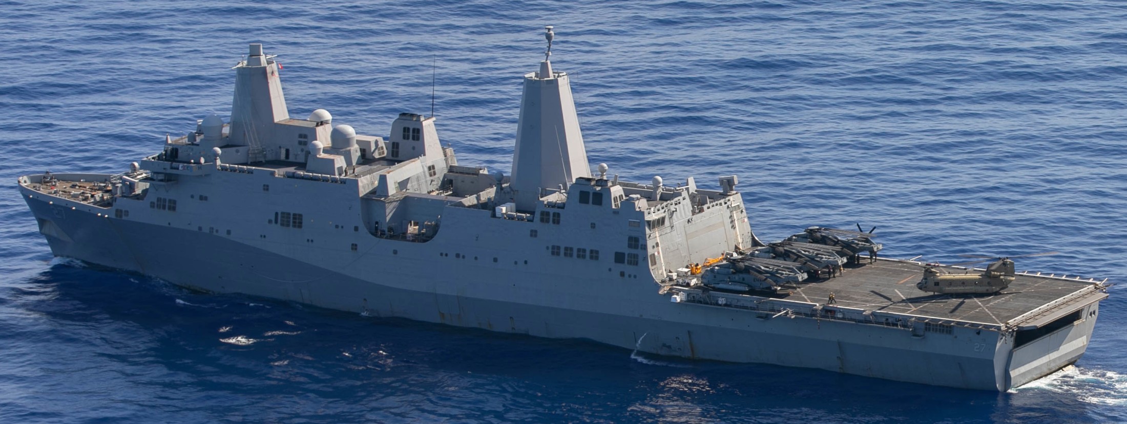 lpd-27 uss portland san antonio class amphibious transport dock landing ship us navy 37