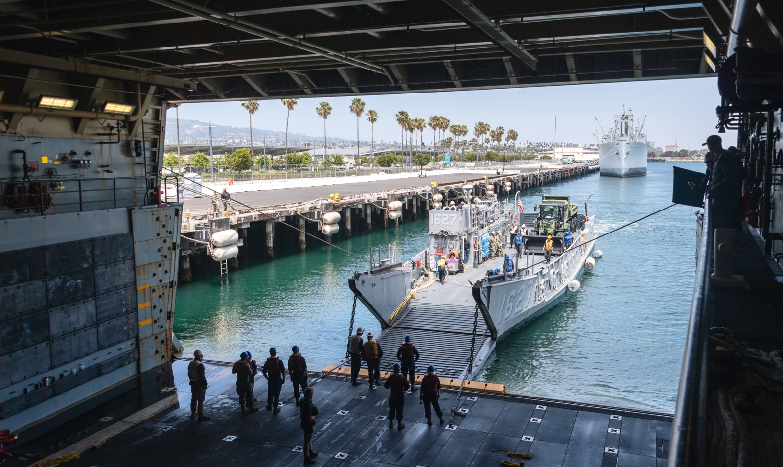 lpd-27 uss portland san antonio class amphibious transport dock landing ship us navy los angeles fleet week 38