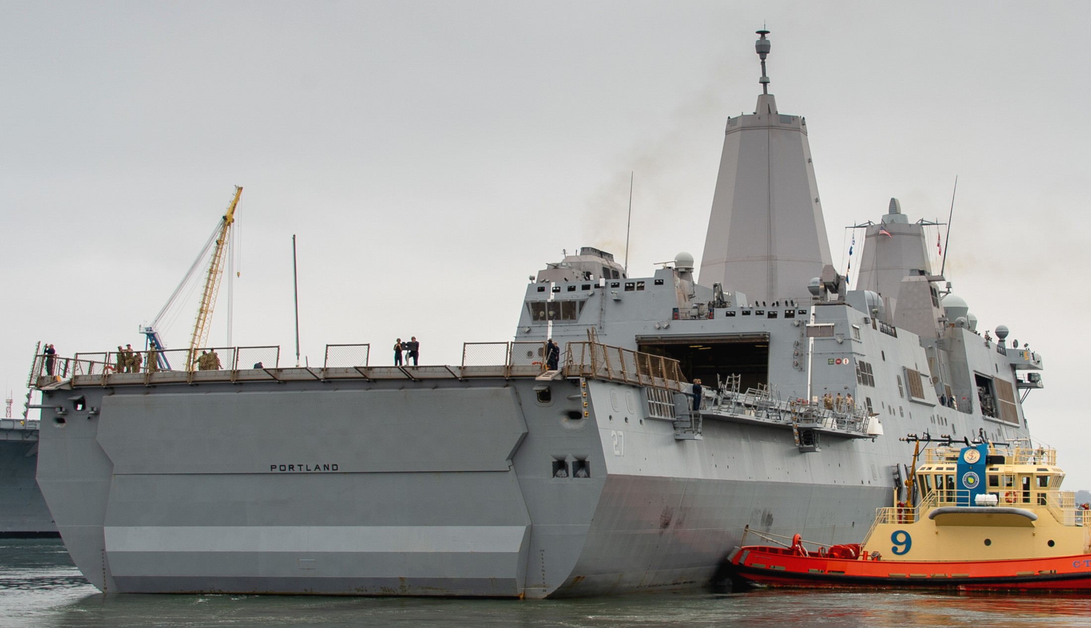 lpd-27 uss portland san antonio class amphibious transport dock landing ship us navy rimpac southern california socal 42