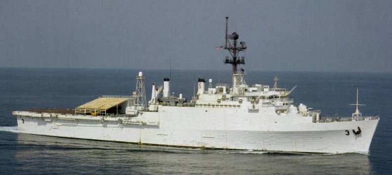 LPD AGF 3 USS La Salle persian gulf 1990