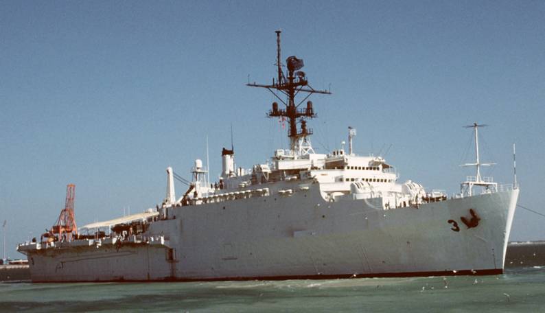 USS La Salle LPD AGF 3 Bahrain 1988