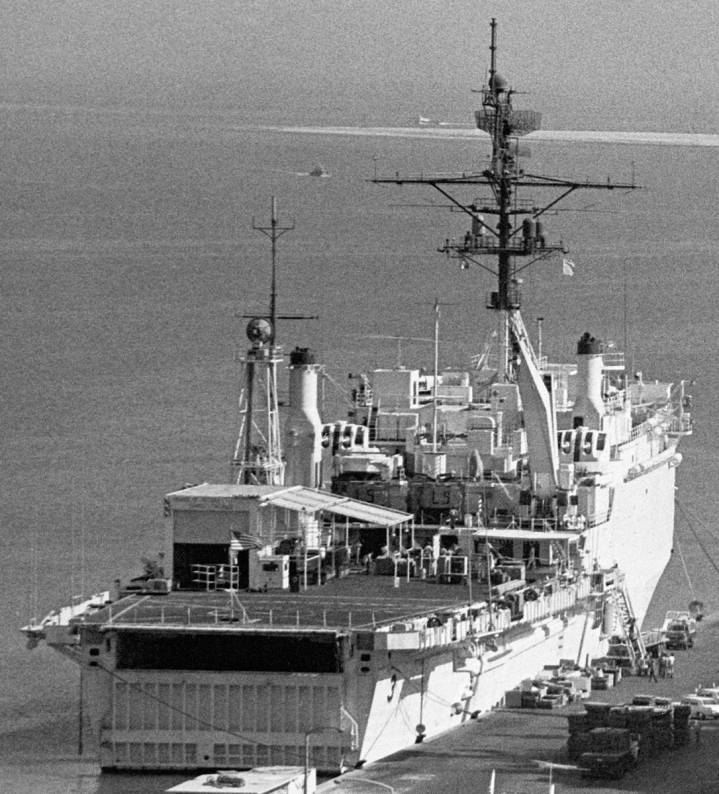USS La Salle LPD AGF 3 Manama Bahrain 1983
