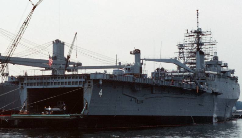 USS Austin LPD-4 Norfolk Virginia 1988