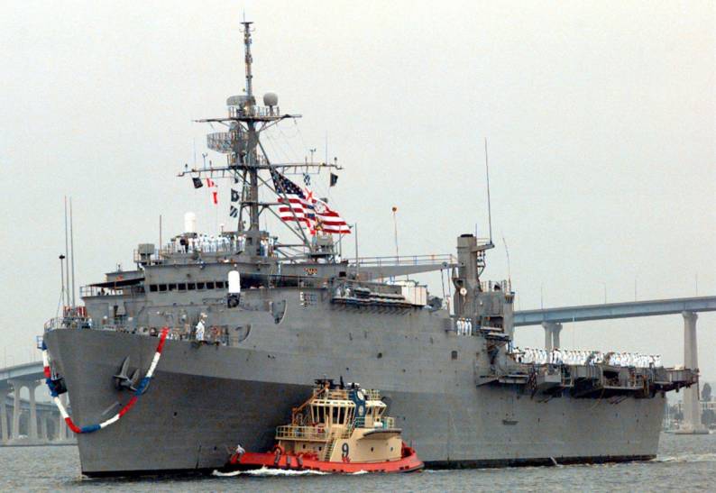 USS Duluth LPD-6
