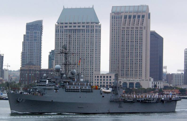 LPD-8 USS Dubuque San Diego 2008