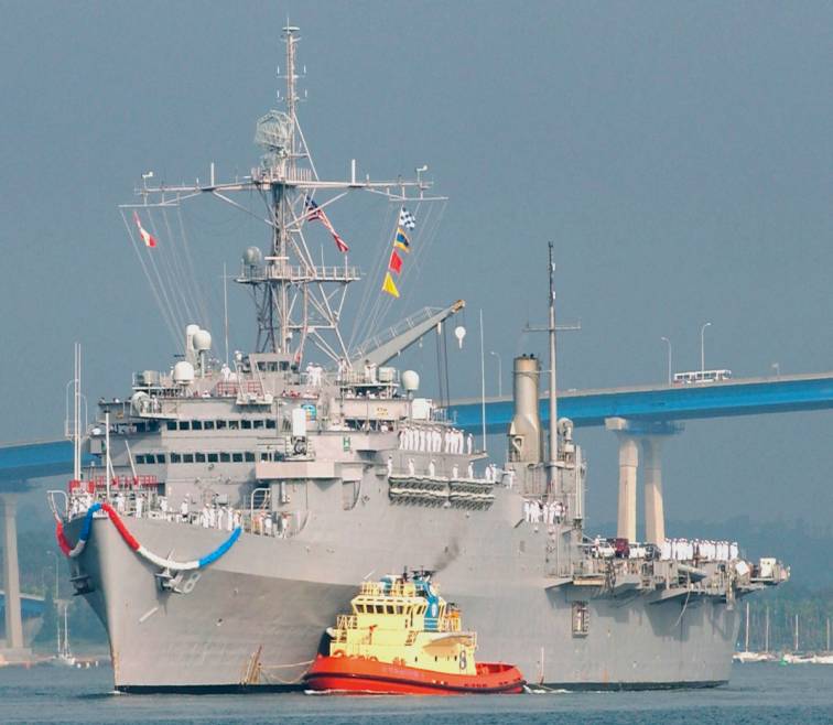 LPD-8 USS Dubuque Austin class amphibious transport dock landing ship US Navy