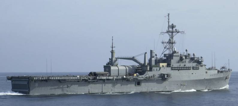 LPD-8 USS Dubuque Arabian Sea 2001