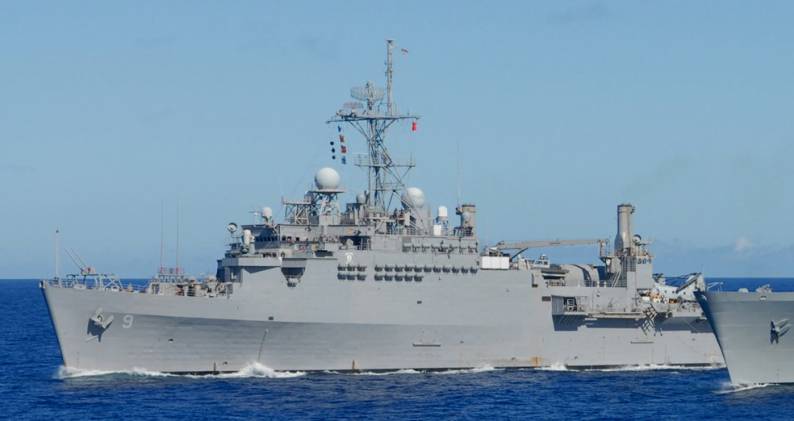 LPD-9 USS Denver East China Sea 2009