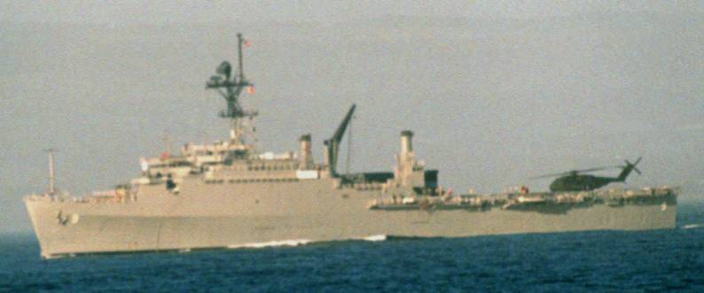 LPD-9 USS Denver exercise RIMPAC 1990