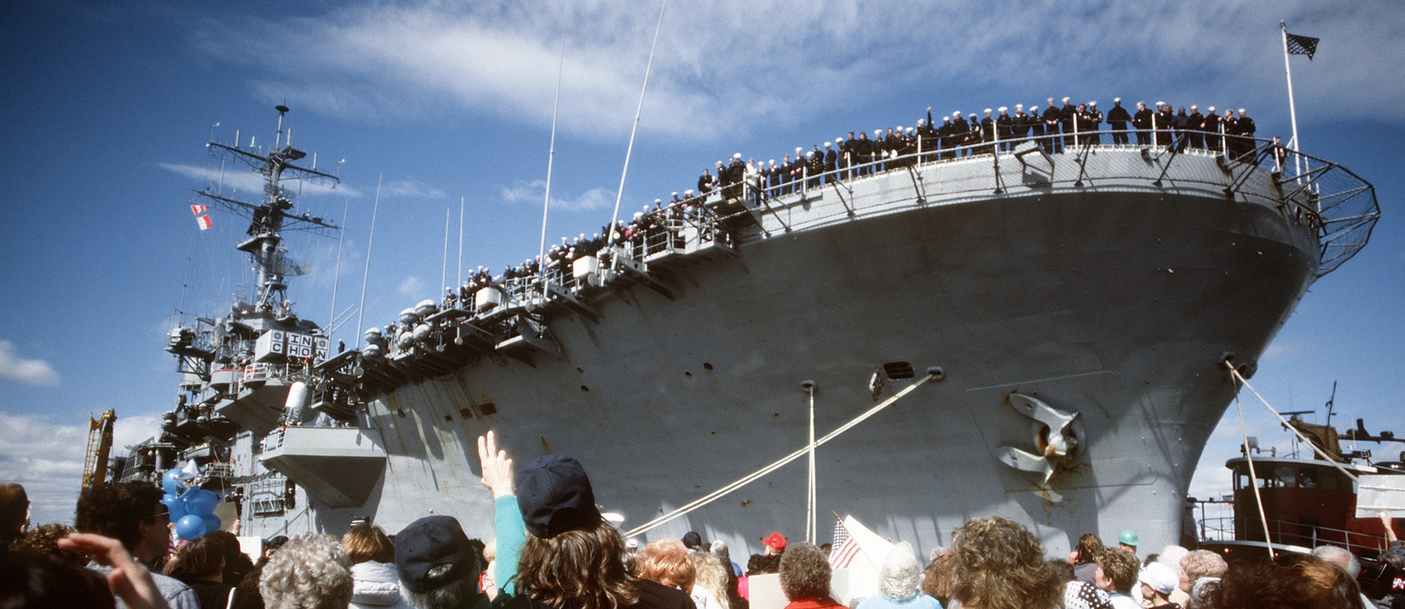 lph-12 uss inchon iwo jima class amphibious assault ship landing platform helicopter us navy returning norfolk virginia 32