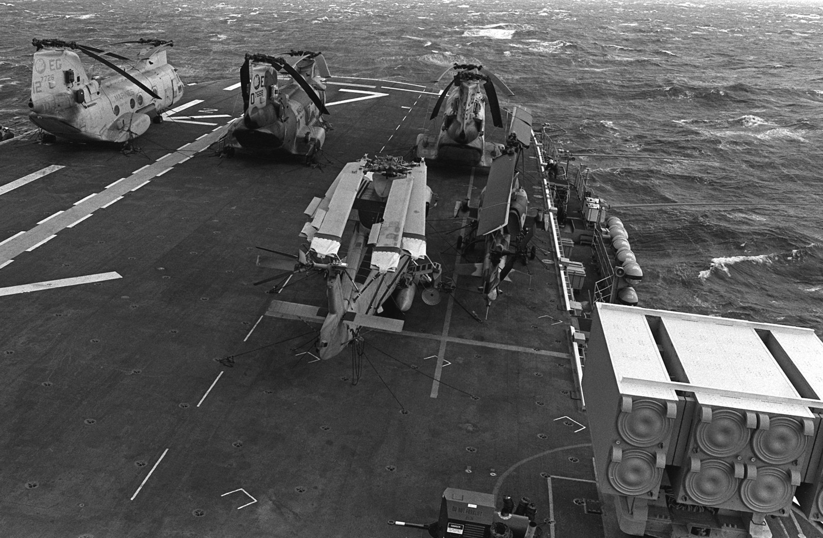 lph-7 uss guadalcanal iwo jima class amphibious assault ship landing platform helicopter us navy 75 nato exercise teamwork norway
