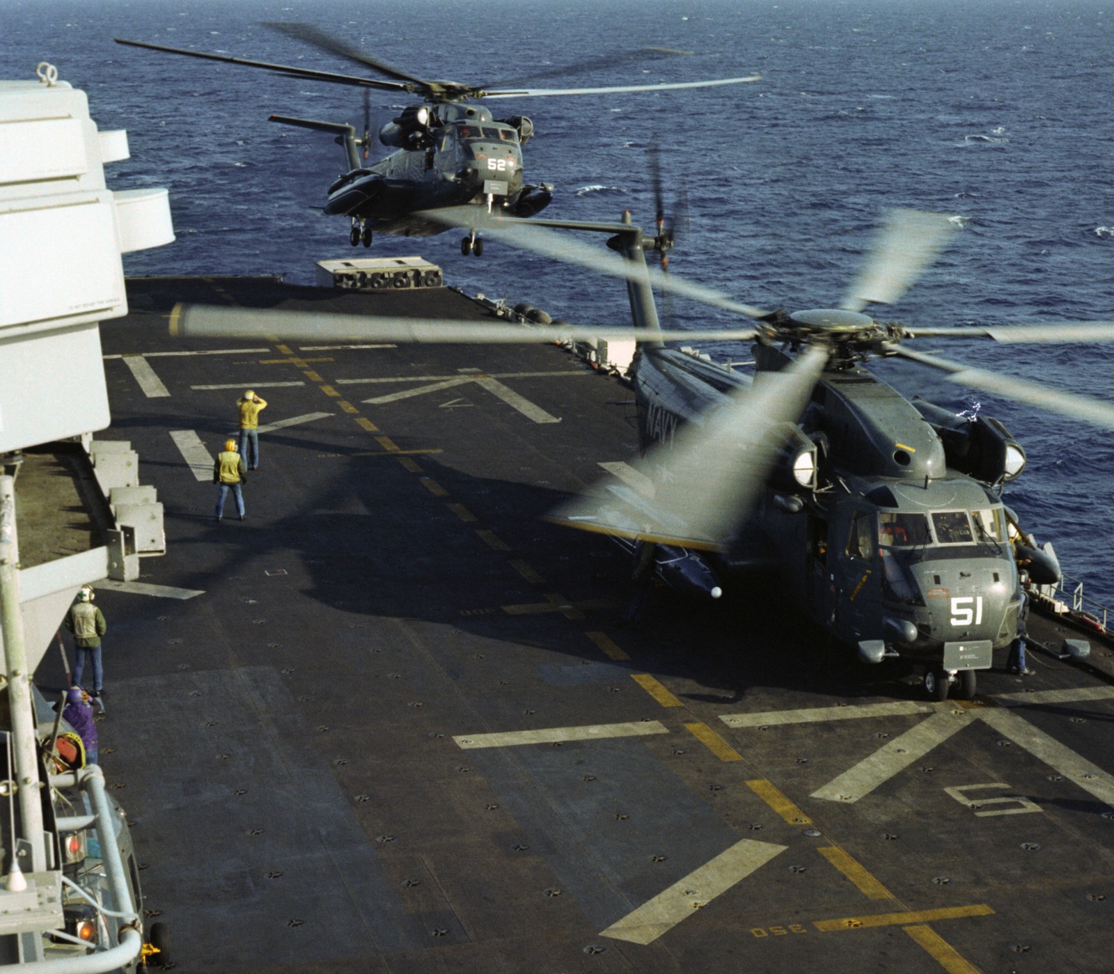 lph-9 uss guam iwo jima class amphibious assault ship landing platform helicopter us navy 15