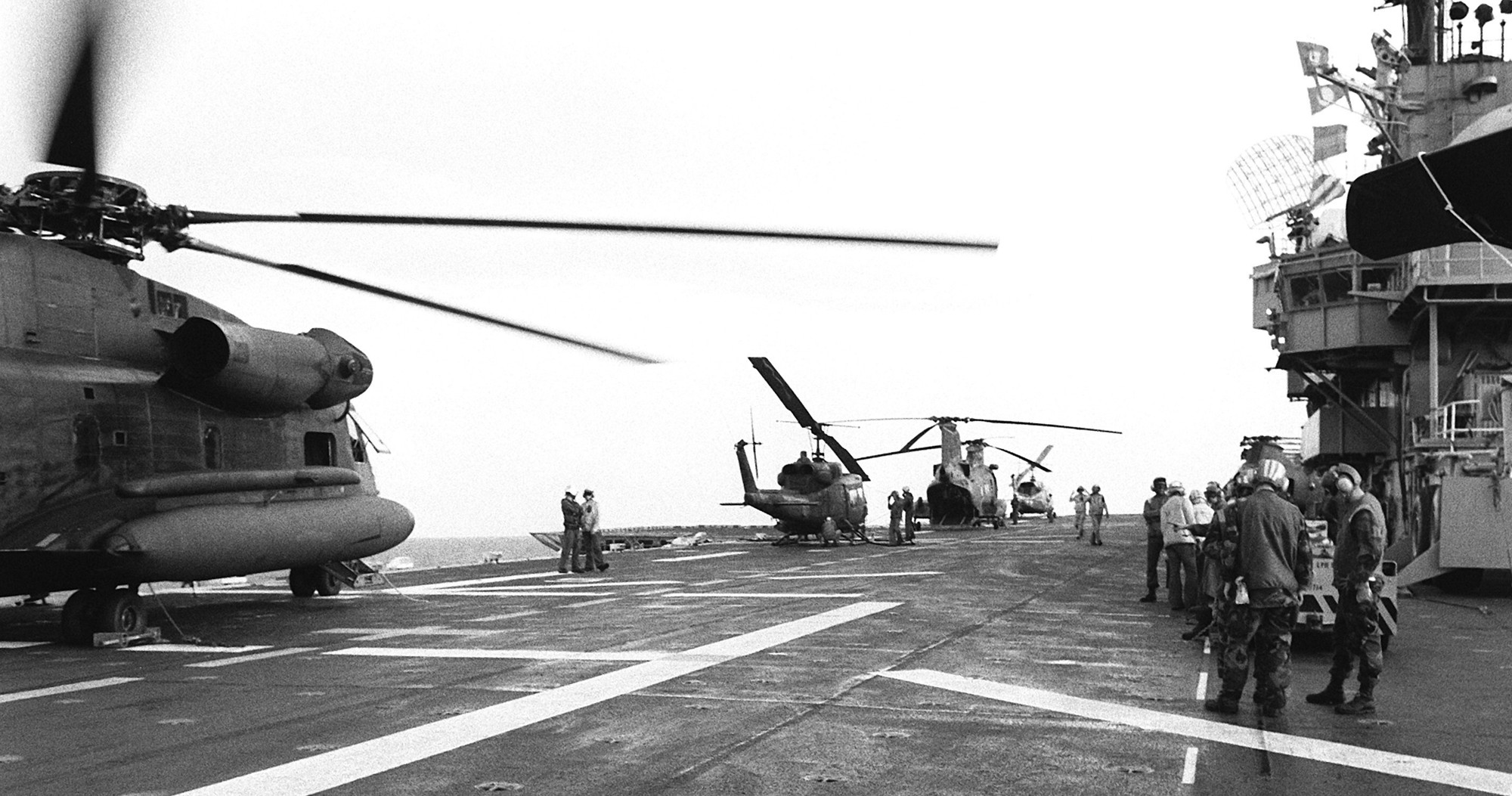 lph-9 uss guam iwo jima class amphibious assault ship landing platform helicopter us navy 16 operation urgent fury grenada