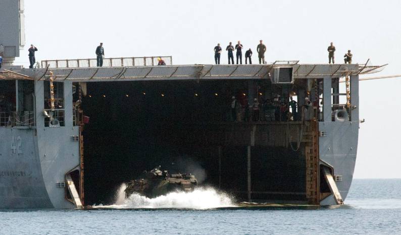 lsd 42 uss germantown well deck