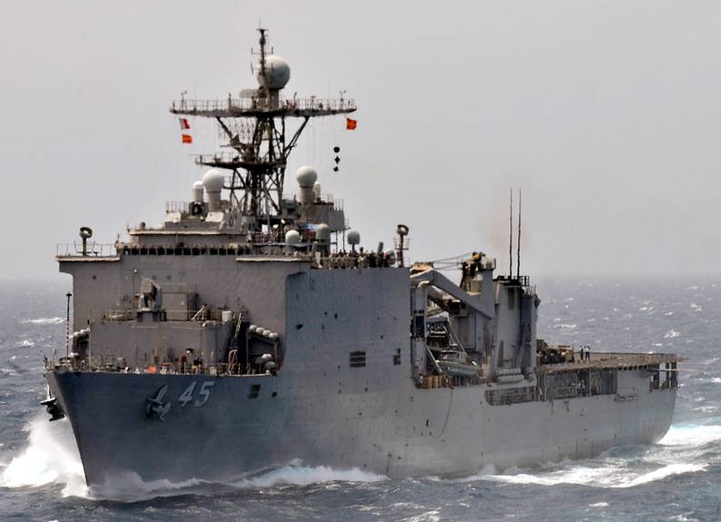 lsd 45 uss comstock gulf of aden 2011