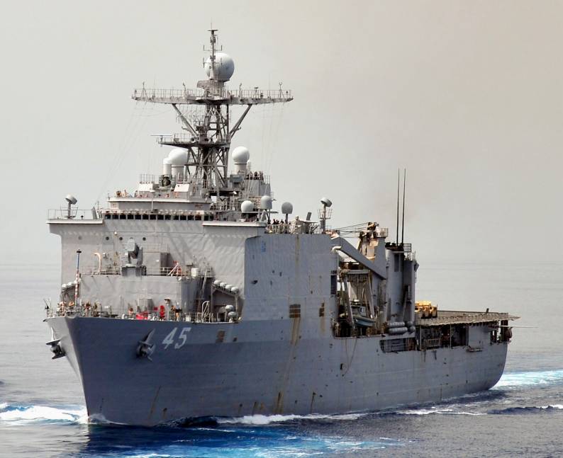 uss comstock lsd 45 dock landing ship us navy indian ocean