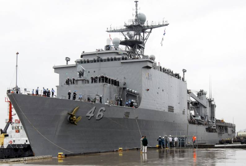 uss tortuga lsd 46 brisbane australia