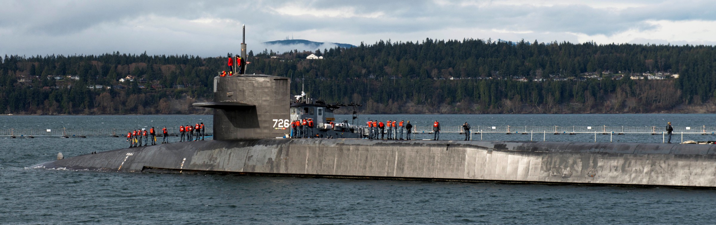 ssgn-726 uss ohio guided missile submarine us navy 2017 07 naval magazine indian island washington