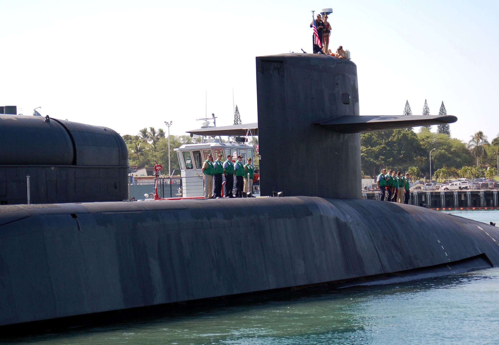 ssgn-726 uss ohio guided missile submarine us navy 2007 46 pearl harbor hawaii