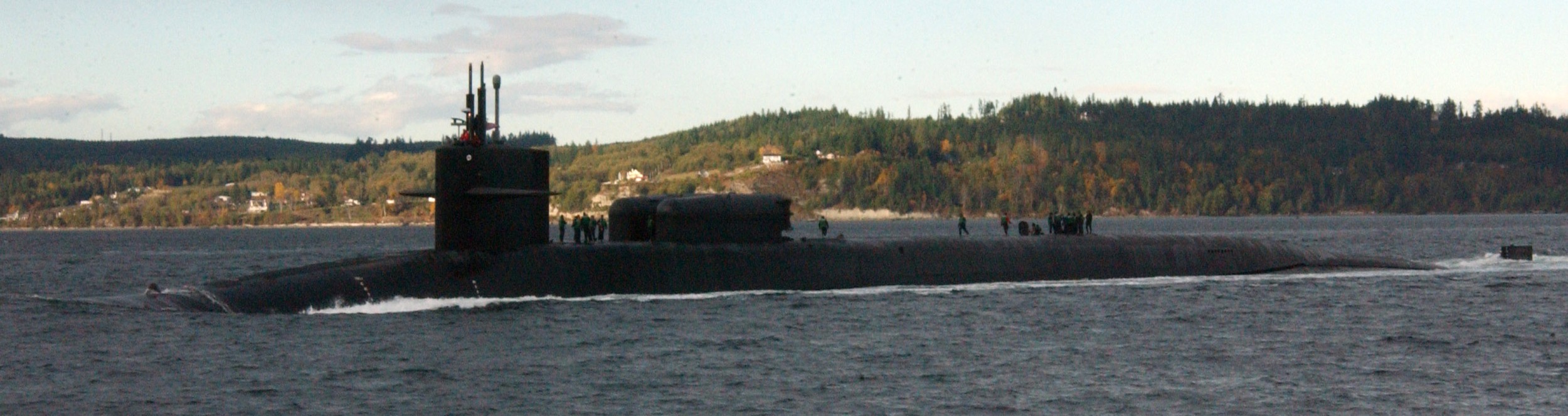 ssgn-726 uss ohio guided missile submarine us navy 2006 48 hood canal