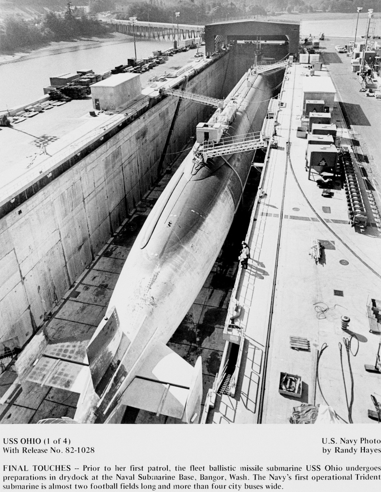 ssbn-726 uss ohio ballistic missile submarine us navy 1983 82 bangor washington