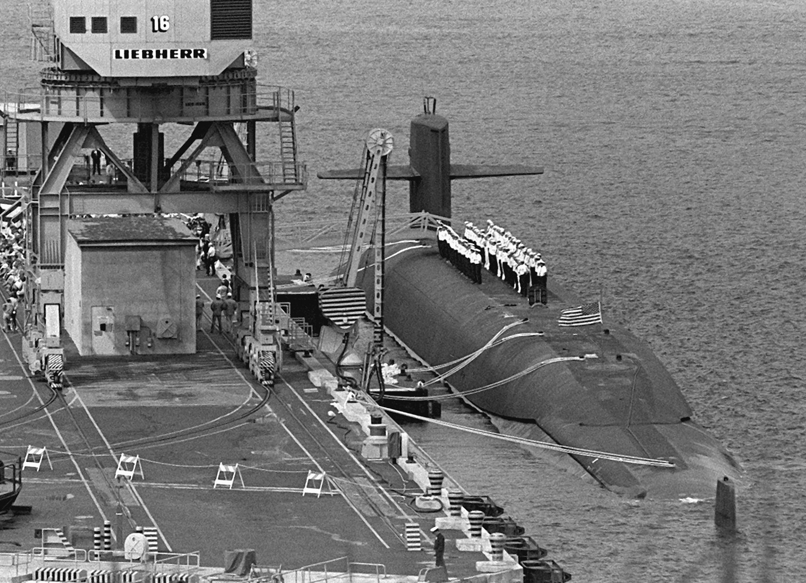 ssbn-726 uss ohio ballistic missile submarine us navy 1982 83