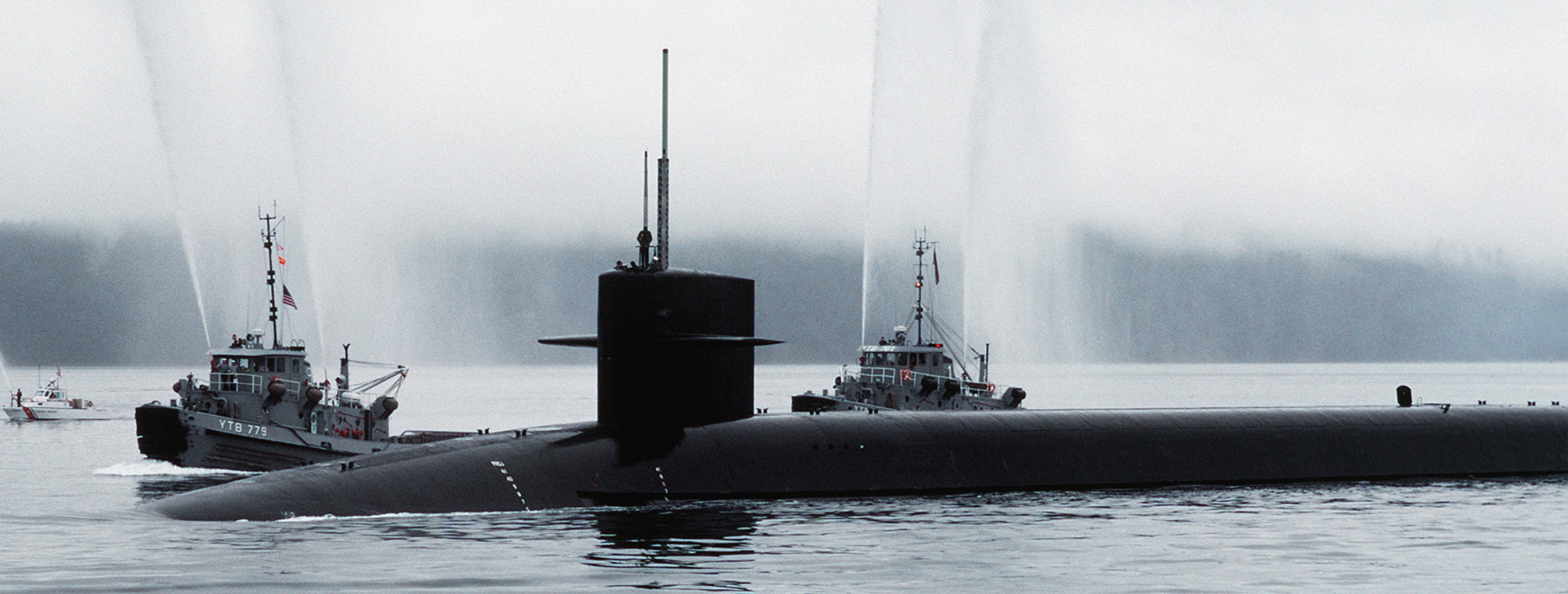ssbn-726 uss ohio ballistic missile submarine us navy 1982 104 bangor washington