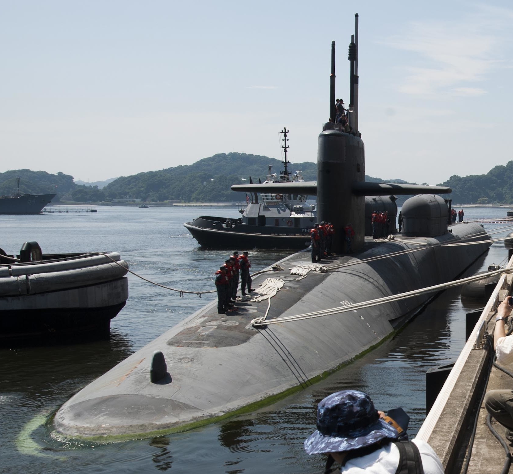 ssgn-726 uss ohio guided missile submarine fleet activities yokosuka japan 118