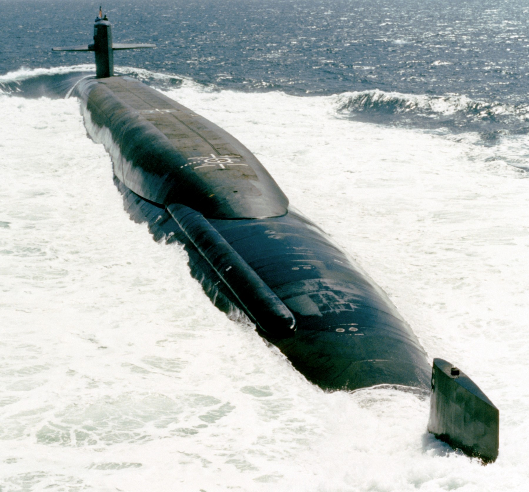 ssbn-727 uss michigan ohio class ballistic missile submarine 1983 37