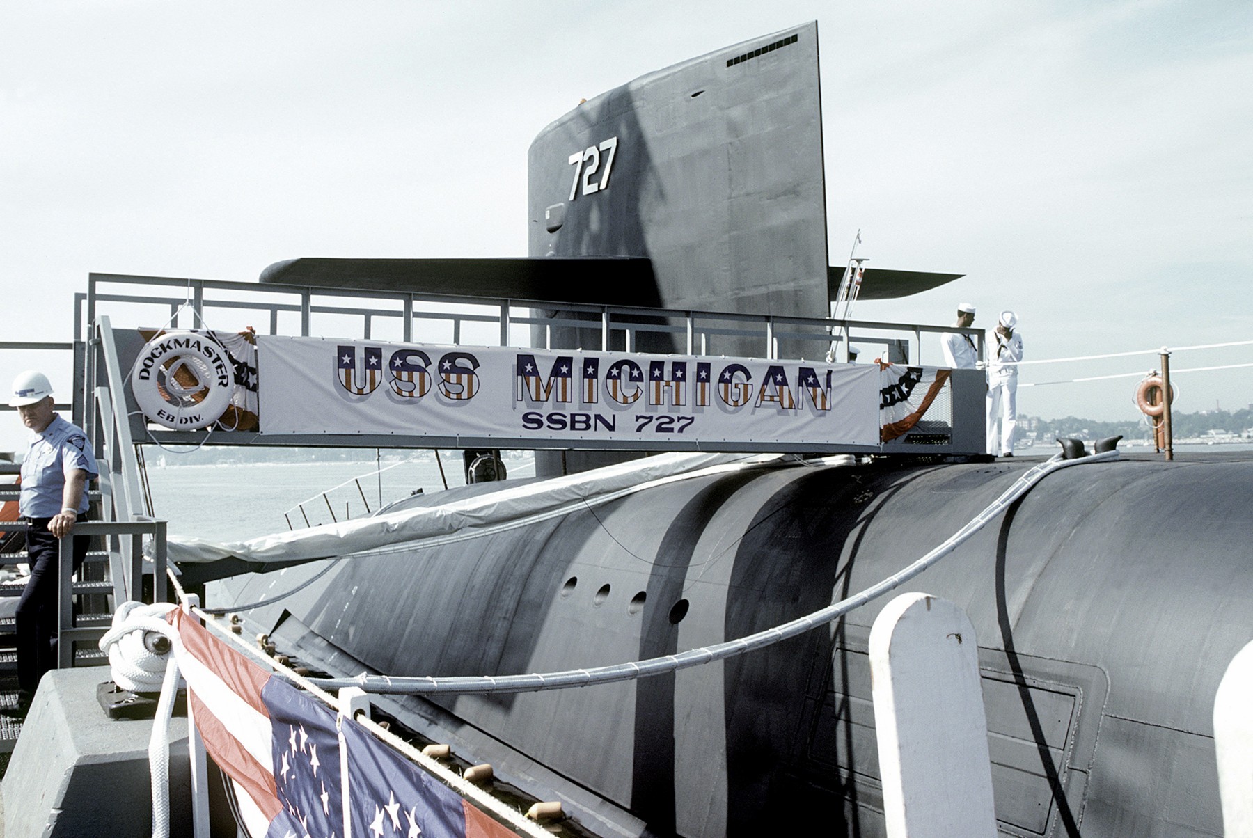 ssbn-727 uss michigan ohio class ballistic missile submarine 1982 42 commissioning ceremony
