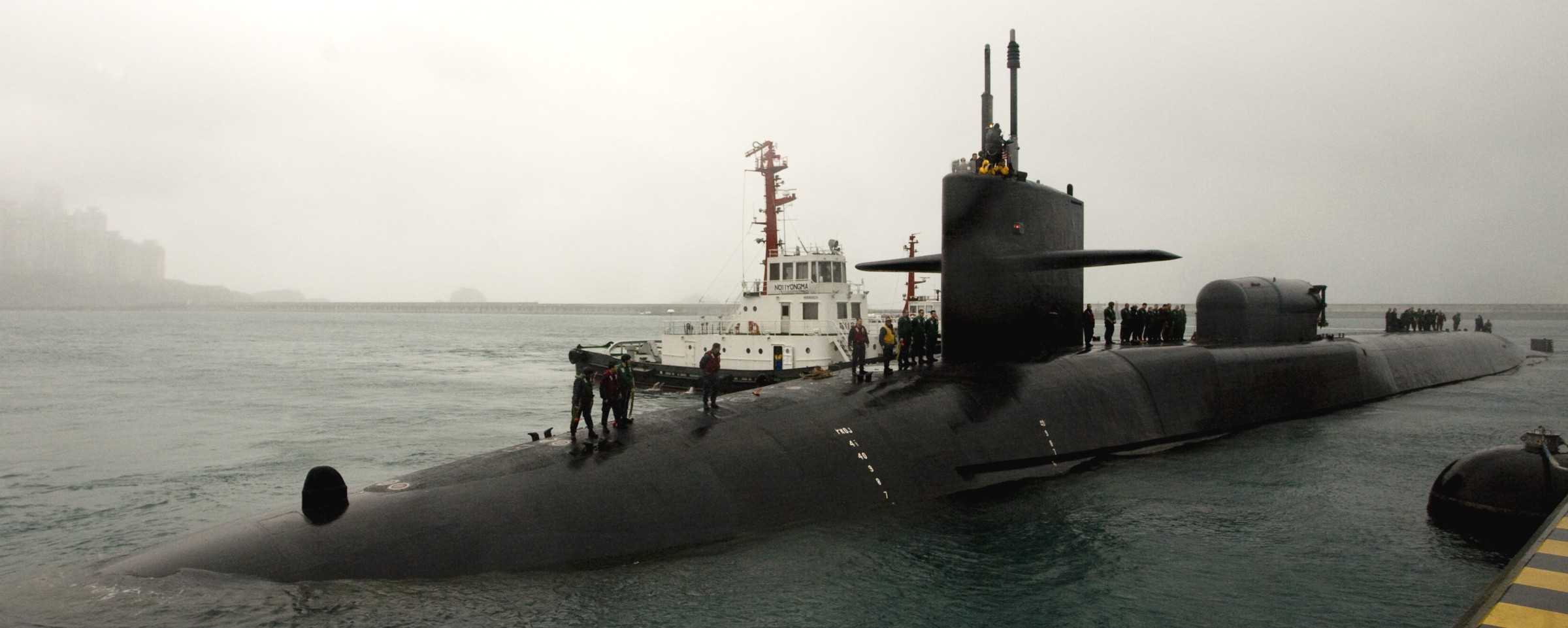 ssgn-727 uss michigan guided missile submarine ohio class us navy busan korea 2011 51