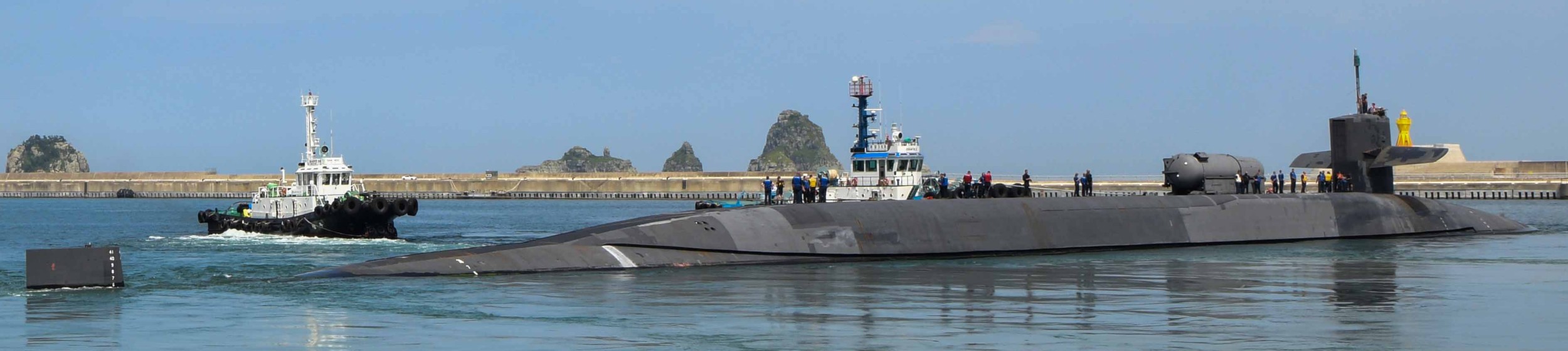 ssgn-727 uss michigan guided missile submarine ohio class us navy busan korea 2023 64