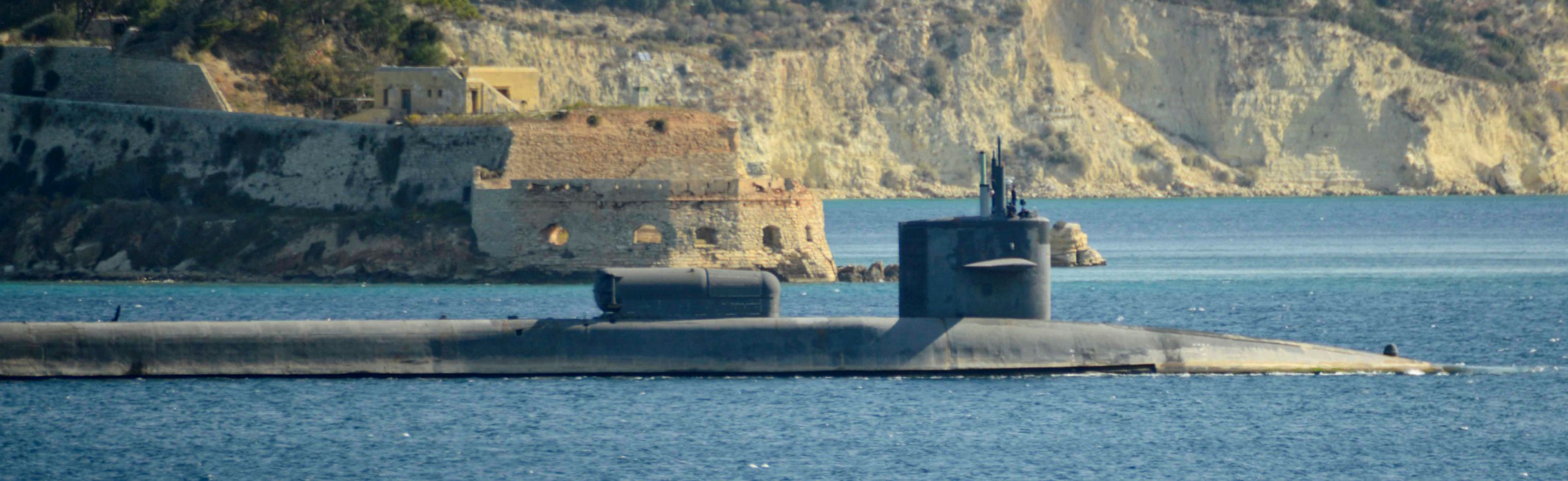 ssgn-728 uss florida guided missile submarine us navy 2016 02 souda bay crete greece