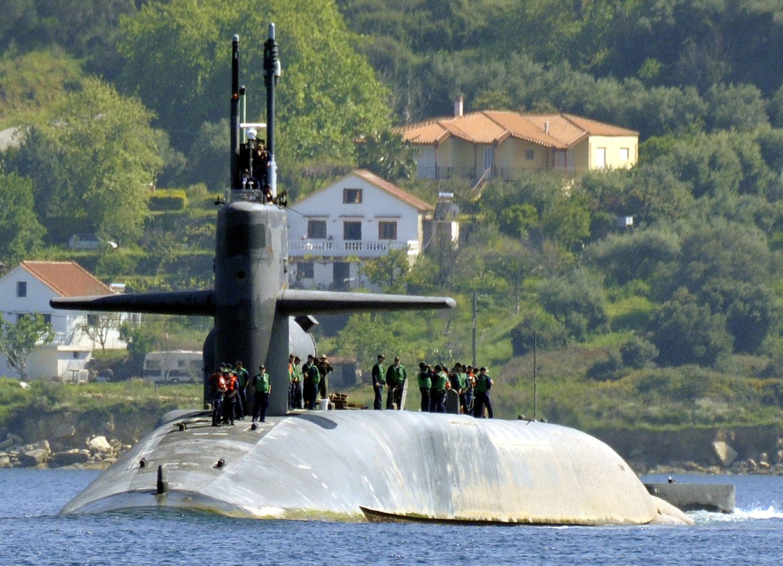 ssgn-728 uss florida guided missile submarine us navy 2009 31