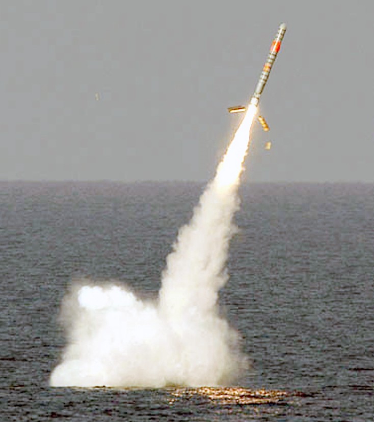 ssbn-728 uss florida ballistic missile submarine us navy 2003 53 ugm-109 tomahawk
