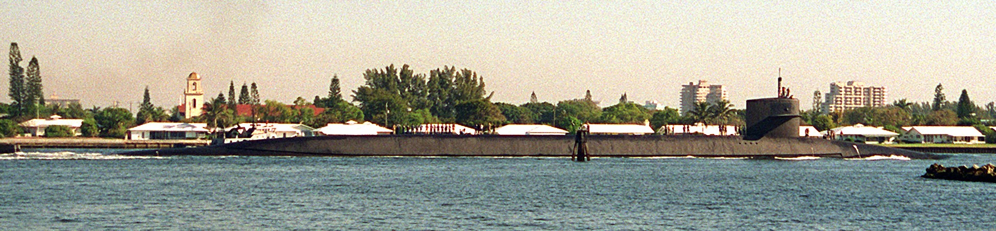 ssbn-728 uss florida ballistic missile submarine us navy 1995 62